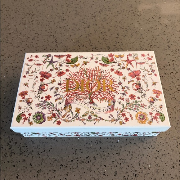 Authentic New Dior Black Quilted Leather CARO Wallet with Gold Accents - Picture 2 of 12